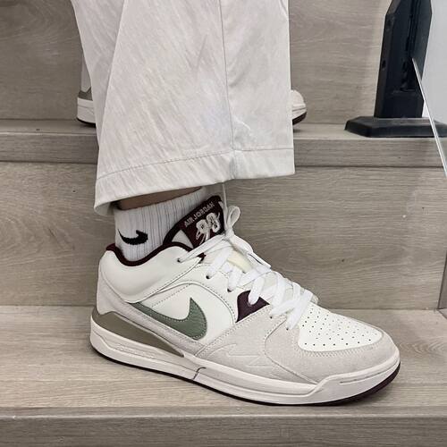 NIKE男款龙年限定舒适低帮休闲鞋
