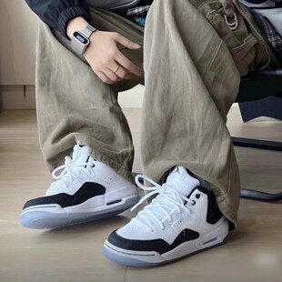 Nike Jordan Courtside AR1002 青少年湖水绿复古中帮篮球鞋