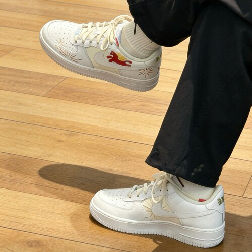 Nike Air Force 1 CNY 男女同款白红舒适经典低帮板鞋 IQ1133-111