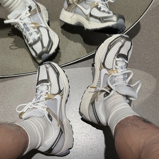 Zoom Vomero 耐克 HJ7247 Air 男女复古耐磨休闲跑步鞋 099 Nike