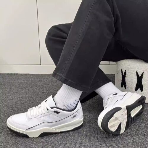Jordan男子低帮耐磨复古篮球鞋