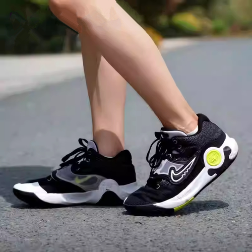Nike男款白绿杜兰特低帮篮球鞋