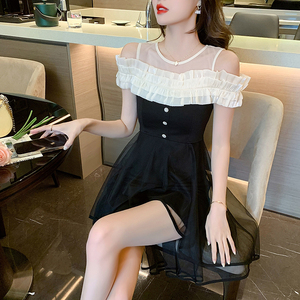 RM13630#新款别致设计小性感网纱显瘦一字露肩黑色不规则连衣裙