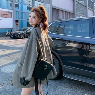 P180 首发现货25秋装 2506 巴恩风复古风衣外套撞皮2D044 K268 新款