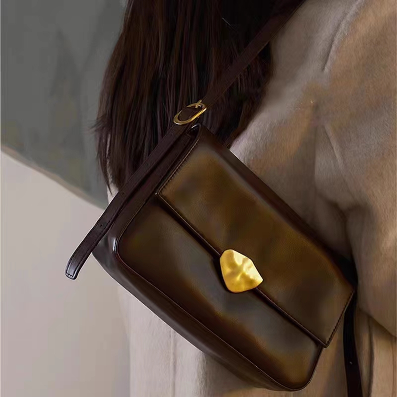 新款复古腋下百搭斜挎包