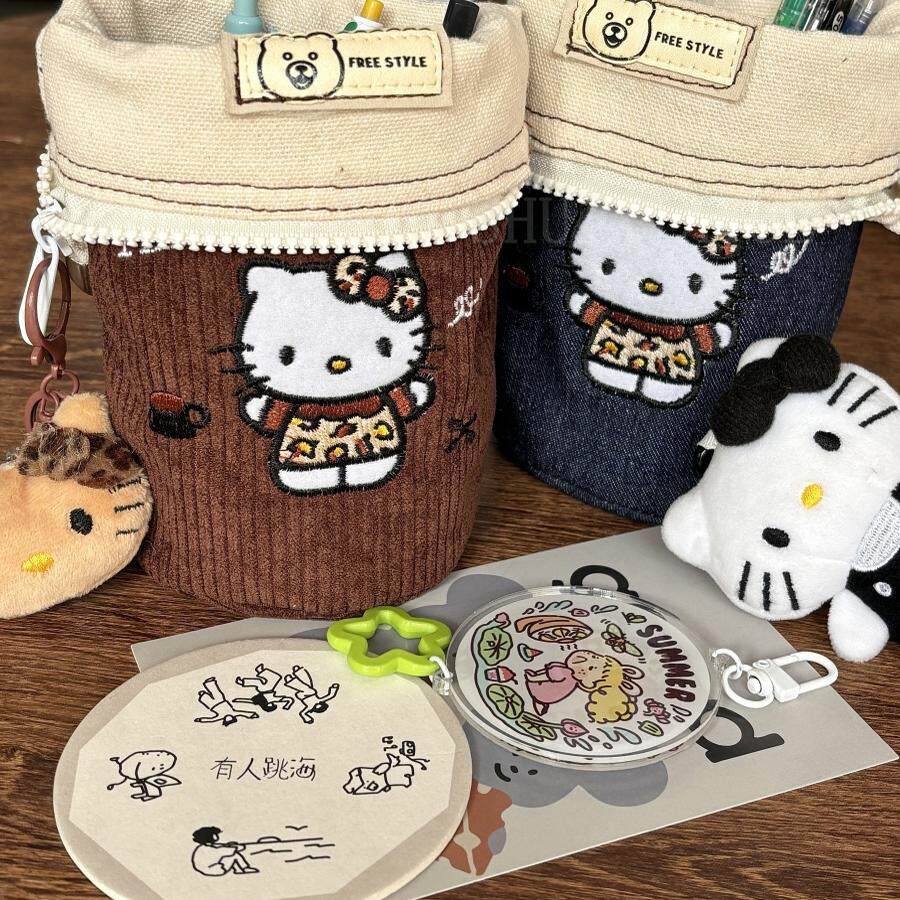 新款灯芯绒豹纹kitty笔袋女文具袋学生可爱创意笔筒化妆刷收纳袋