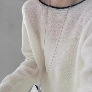 法式温柔别致白色一字领针织衫女撞色软糯马海毛套头毛衣圆领宽松