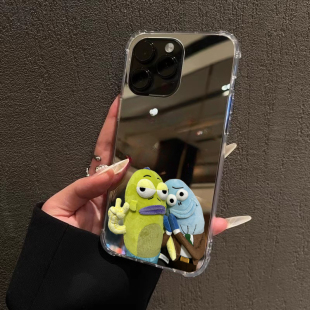 公仔酷酷鱼镜面手机壳适用华为P90pro max可爱Mate60比奇堡苹果17丑鱼OPPOReno15VIVOS20小米14三星S25情侣款