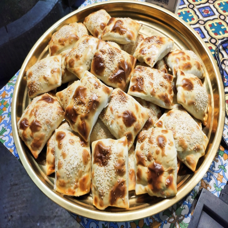 新疆烤包子10个装民族特色烤制面食熟牛肉类早餐零食小吃全国包邮