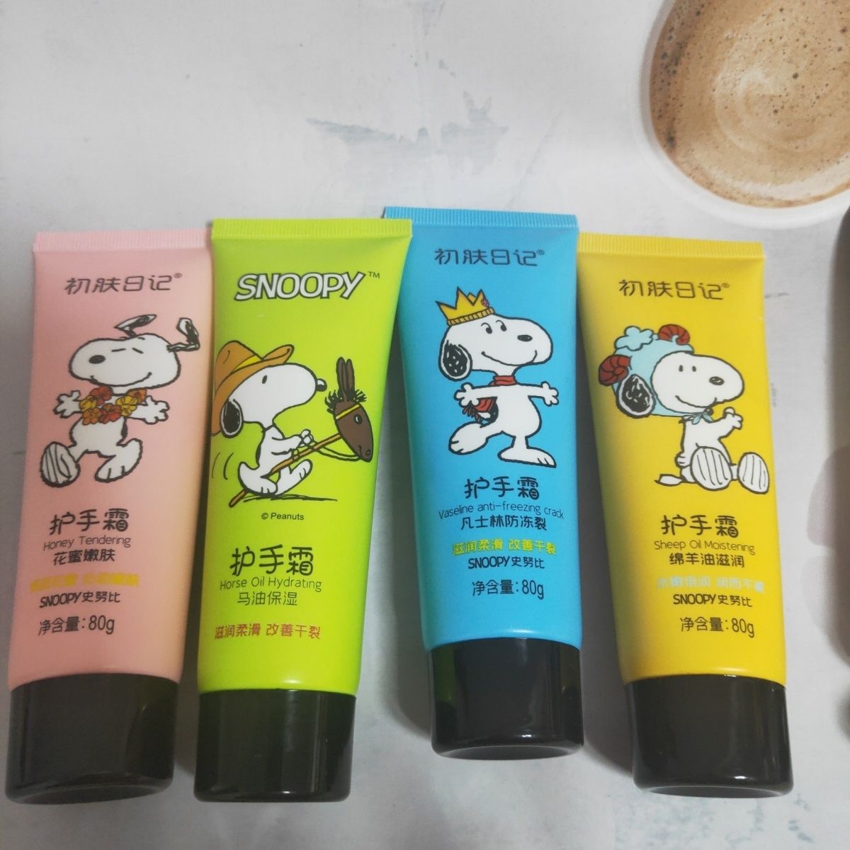 2支装史努比护手霜80g绵羊油花蜜嫩肤凡士林防干燥蛇油保湿学生女