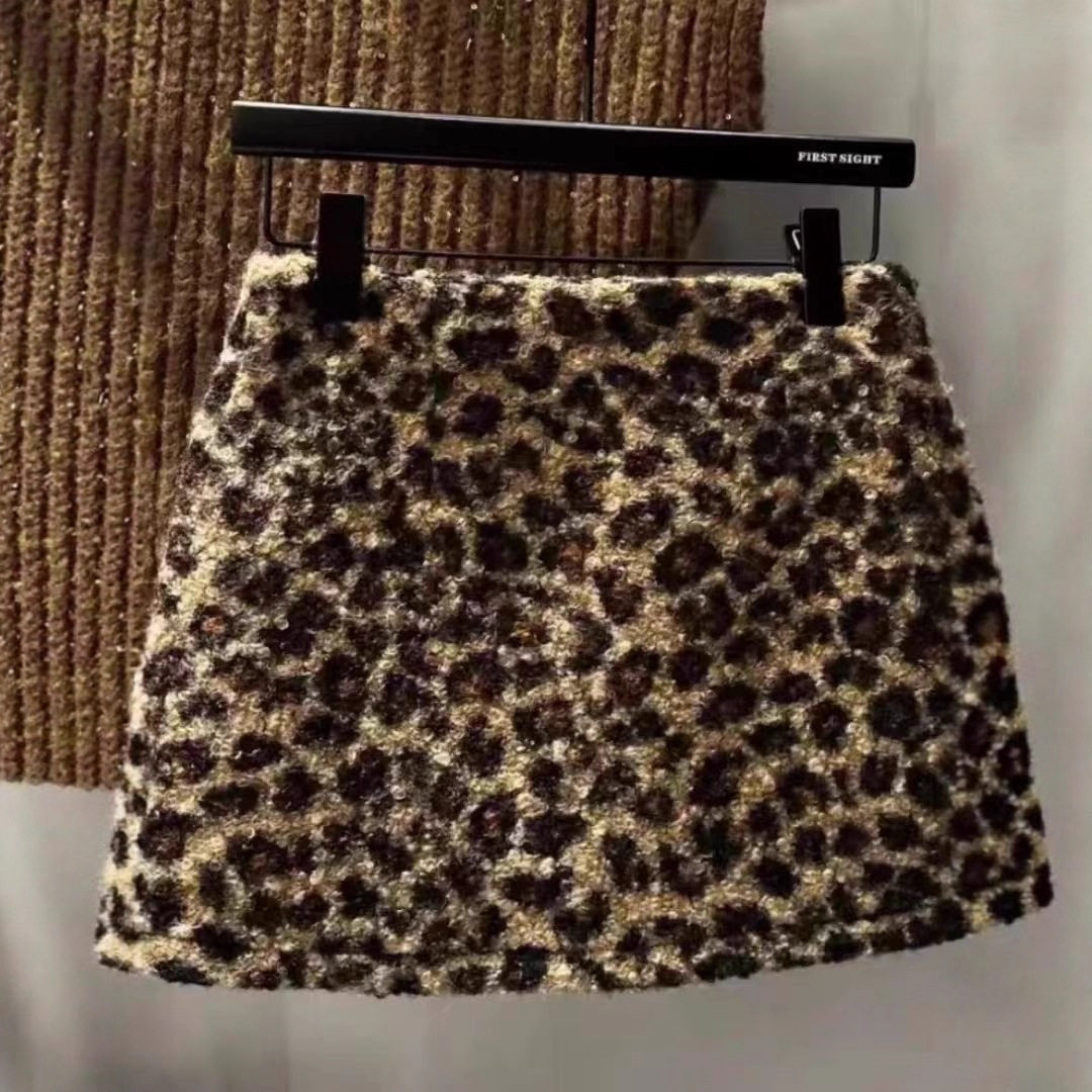 秋冬高腰加厚2026豹纹半身裙a字包臀短裙小个子新款性感羊羔毛女