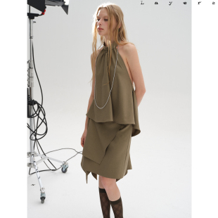 上衣 Layers 春夏露背挂脖无袖 宽松褶皱下摆 雾松绿 透气亚麻