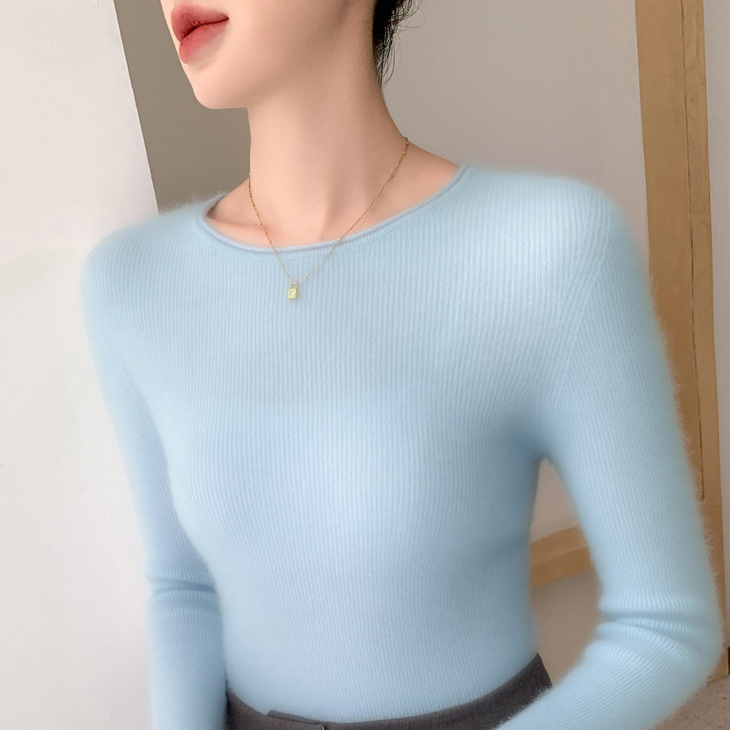 卷边圆领山羊绒衫女纯色针织衫内搭修身羊毛毛衣秋冬打底衫上衣女