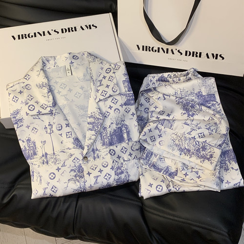 高级感满满~情侣睡衣套装