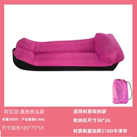 Красная черная подушка