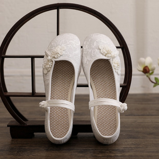 盘扣汉服鞋子女春夏老北京布鞋增高绣花鞋低跟民族风茶艺师工作鞋