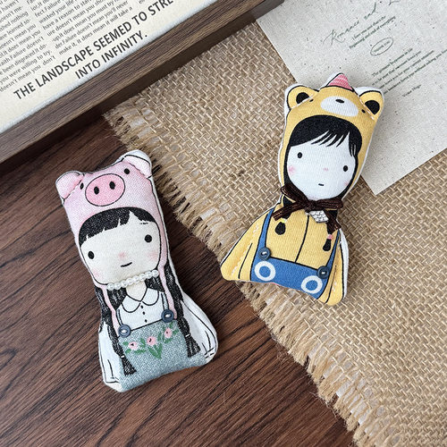 新工艺日系布艺印花充棉娃娃动漫公仔服饰鞋帽箱包装饰品配饰配件