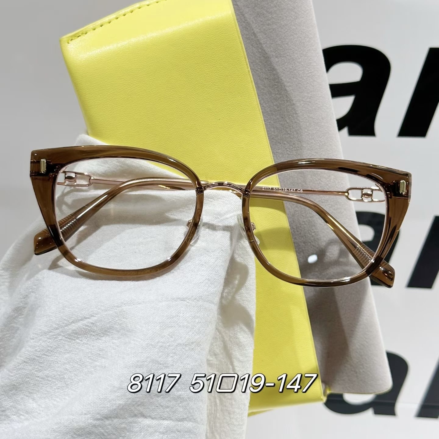 超轻茶色猫眼眼镜近视女可配度数素颜高级感防蓝光眼睛镜架显脸小