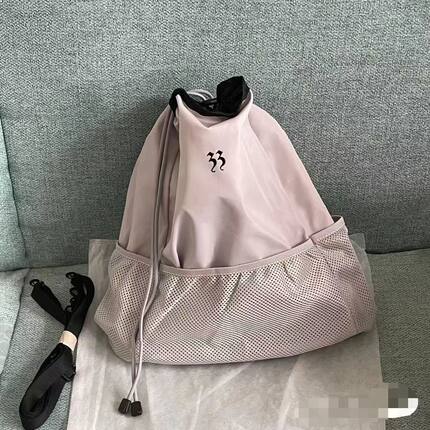 前潮优品新品原创设计立体胶印男女通用运动休闲纯色防泼水大容量