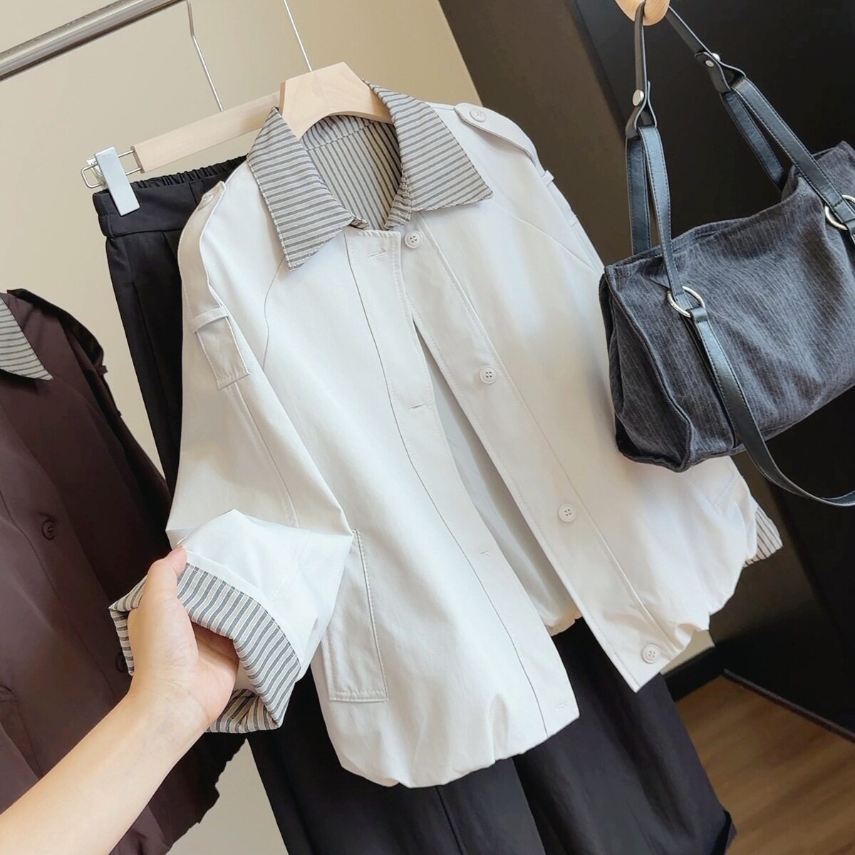 韩系条纹拼接假两件风衣外套女秋季新款翻领宽松休闲气质上衣