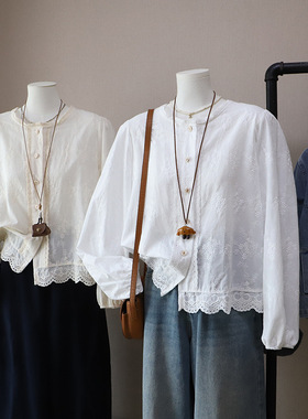 []早春新款韩版花边圆领减龄刺绣显瘦泡泡长袖衬衫女