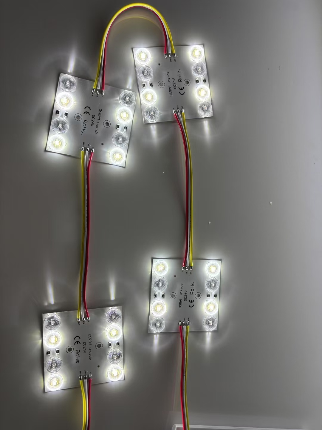双色24V,8灯5W 2700K-7000K92显指欧LED3030带齐纳管五年质保