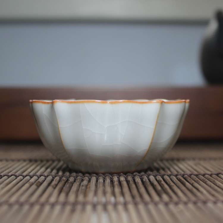 台湾冬青釉茶具全手工开片主人杯图片