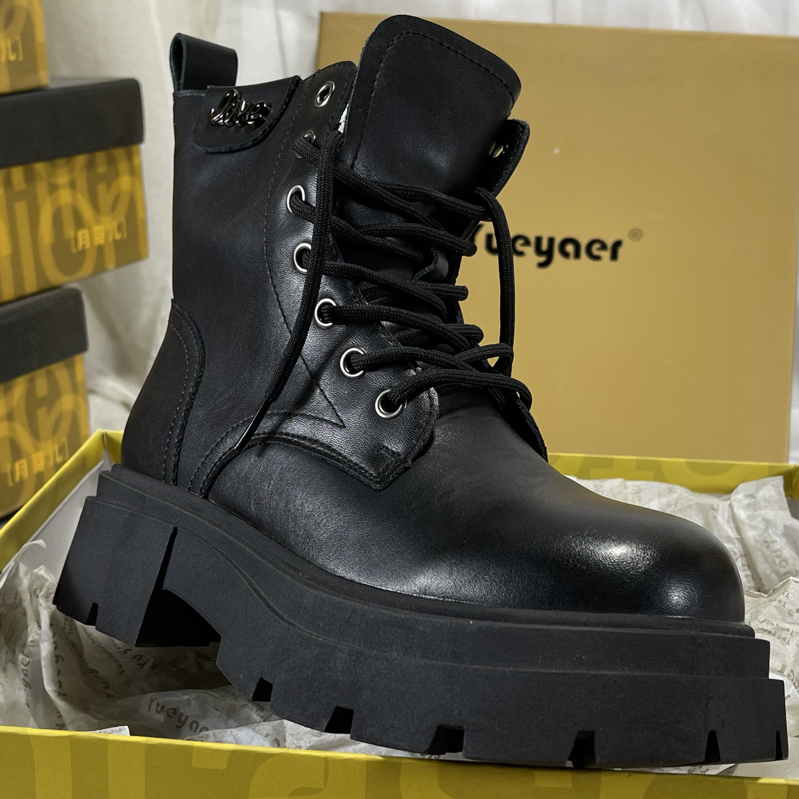 月芽儿正品撤柜厚底马丁靴女2025秋冬英伦风大头休闲户外工装靴子,女鞋,马丁靴,淘宝优惠券,粉丝福利购,淘宝优惠卷