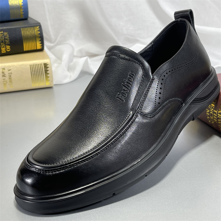 品牌男鞋专柜休闲皮鞋男真皮软底商务男士一脚蹬头层牛皮爸爸皮鞋