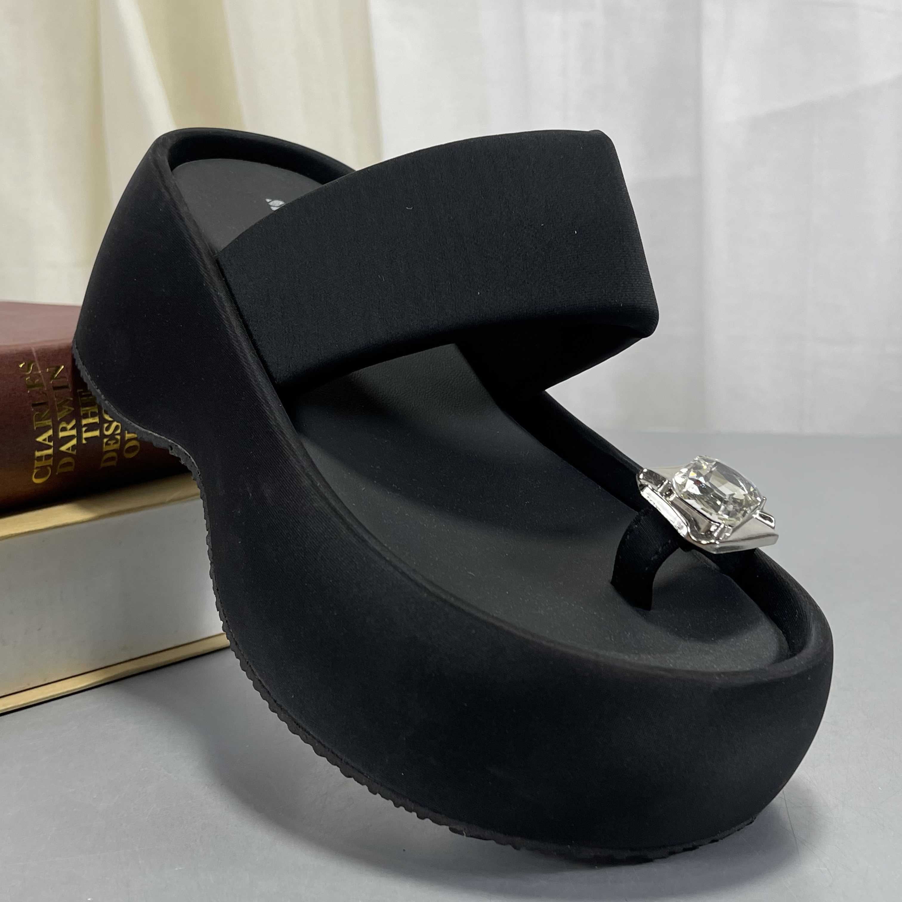 小个子增高人字拖鞋女夏外穿松糕厚底套脚趾水钻配裙子高跟凉拖鞋,女鞋,时装凉鞋,淘宝优惠券,粉丝福利购,淘宝优惠卷