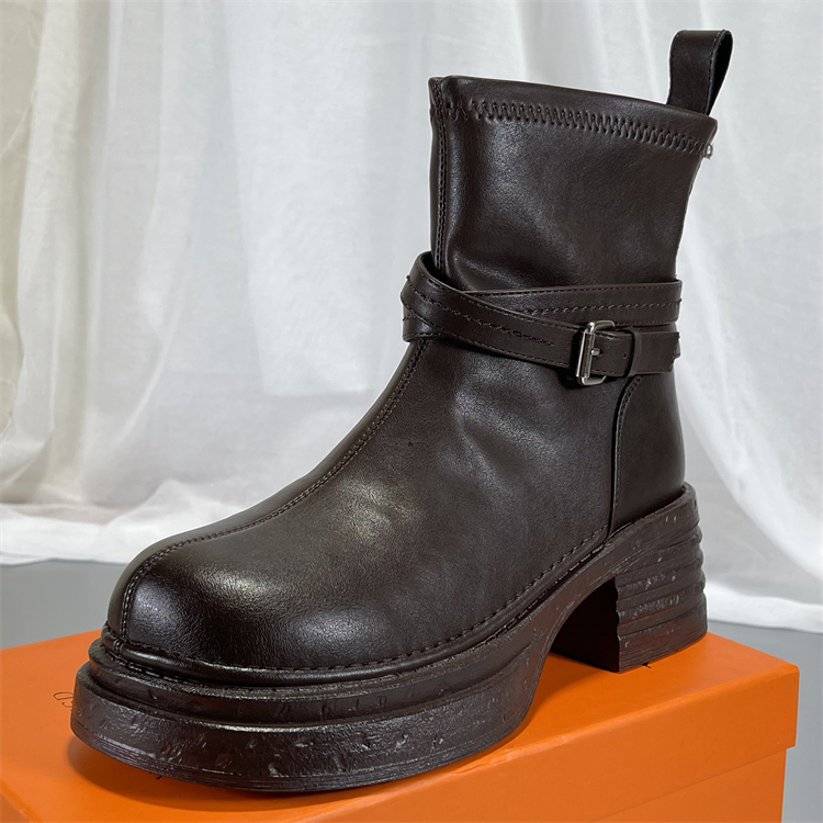 品牌撤柜马丁靴女2025秋冬新款内增高真皮瘦瘦靴厚底棕色高跟短靴