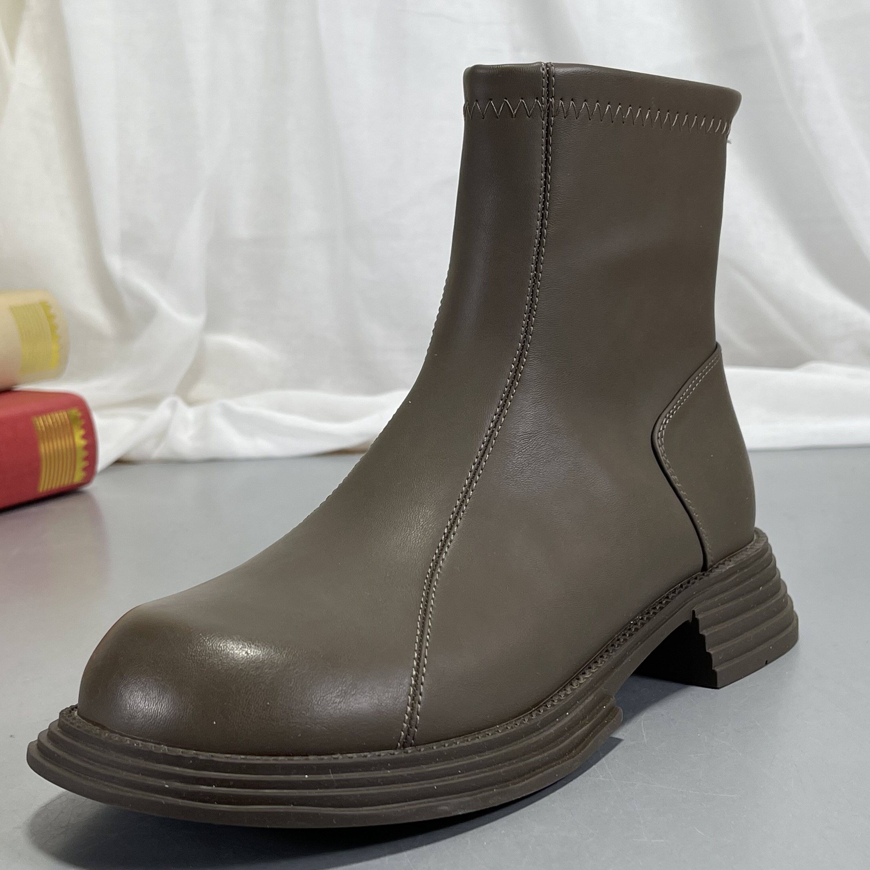 品牌女鞋工厂尾单真皮切尔西靴女秋冬款软底休闲裸靴马丁靴瘦瘦靴,女鞋,切尔西靴,淘宝优惠券,粉丝福利购,淘宝优惠卷