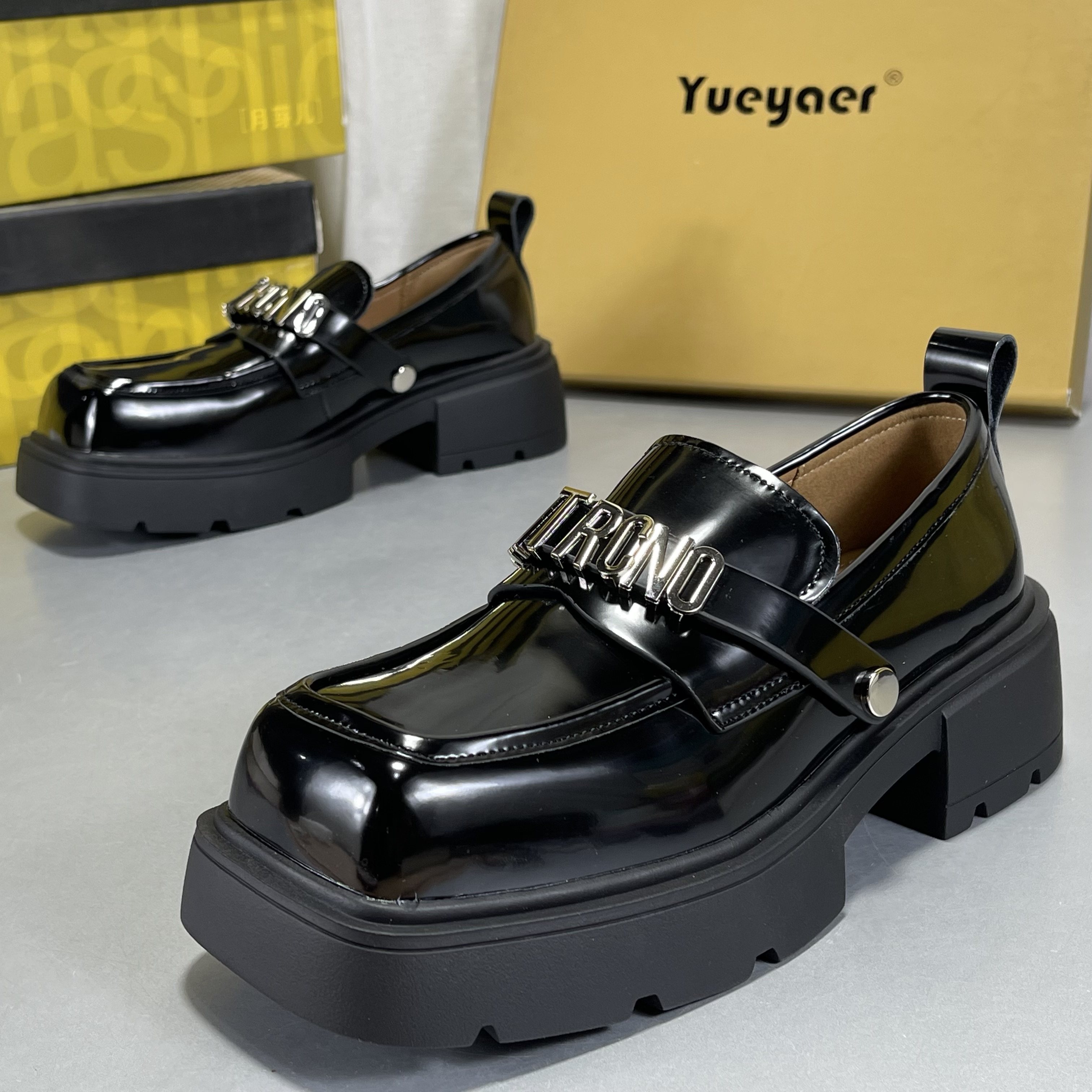 月芽儿牛皮方头复古厚底乐福鞋女2026新款女鞋英伦风小皮鞋玛丽珍,女鞋,乐福鞋（豆豆鞋）,淘宝优惠券,粉丝福利购,淘宝优惠卷