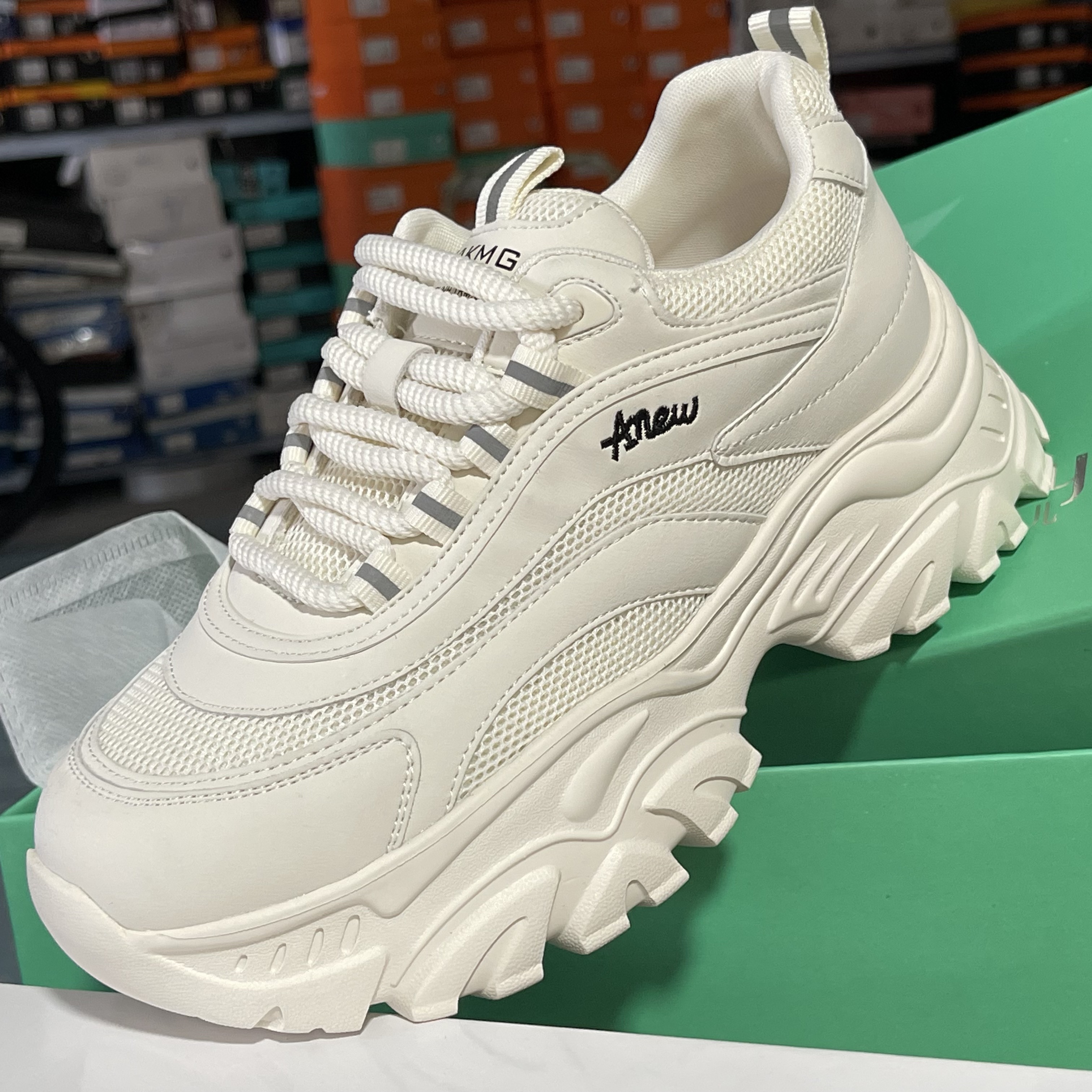 品牌清仓撤柜2025春秋款厚底老爹鞋女ins软底网面真皮休闲运动鞋