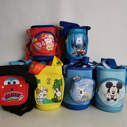 2原单男宝学生卡通大容量长肩带拉链防水保温杯套防磕加厚包邮13