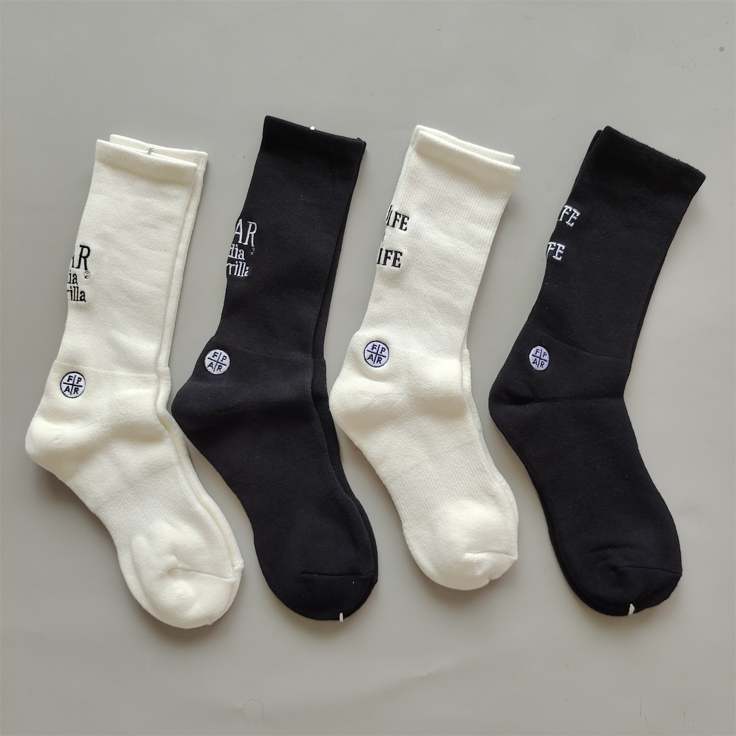 日本WTAPS西山彻刺绣袜子男女