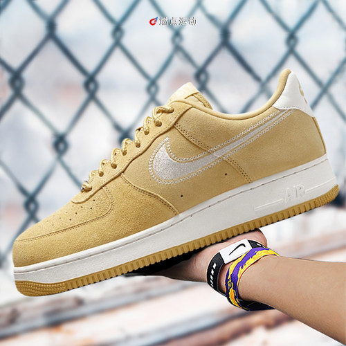 Nike/耐克 Nike Air Force 1 LOW“Buff Gold”     HJ4465-700