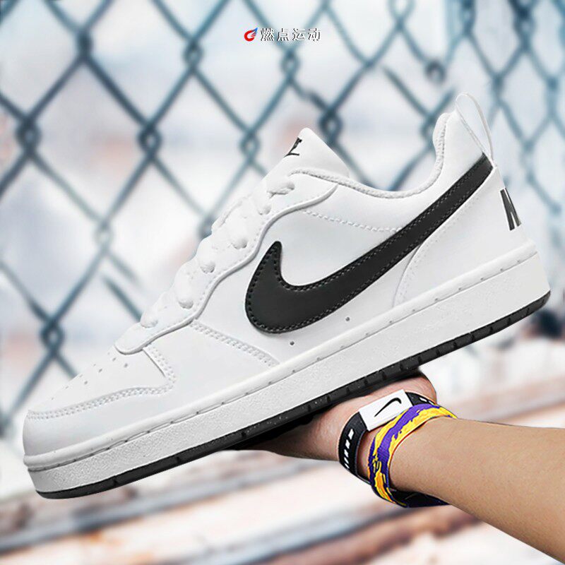NIKE耐克女板鞋经典百搭低帮耐磨运动休闲小白鞋 DV5456-104