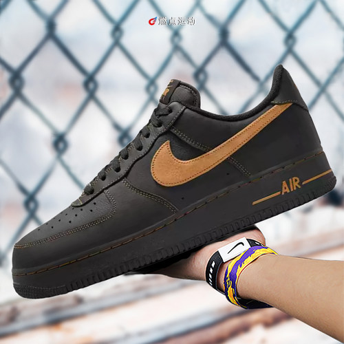 Nike耐克缓震低帮缓震板鞋
