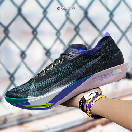ZOOMX STREAKFLY 2 耐克碳板缓震男子公路竞速跑鞋 HF6416-401
