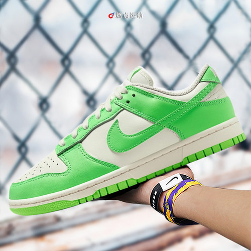 Nike耐克轻便低帮轻便板鞋