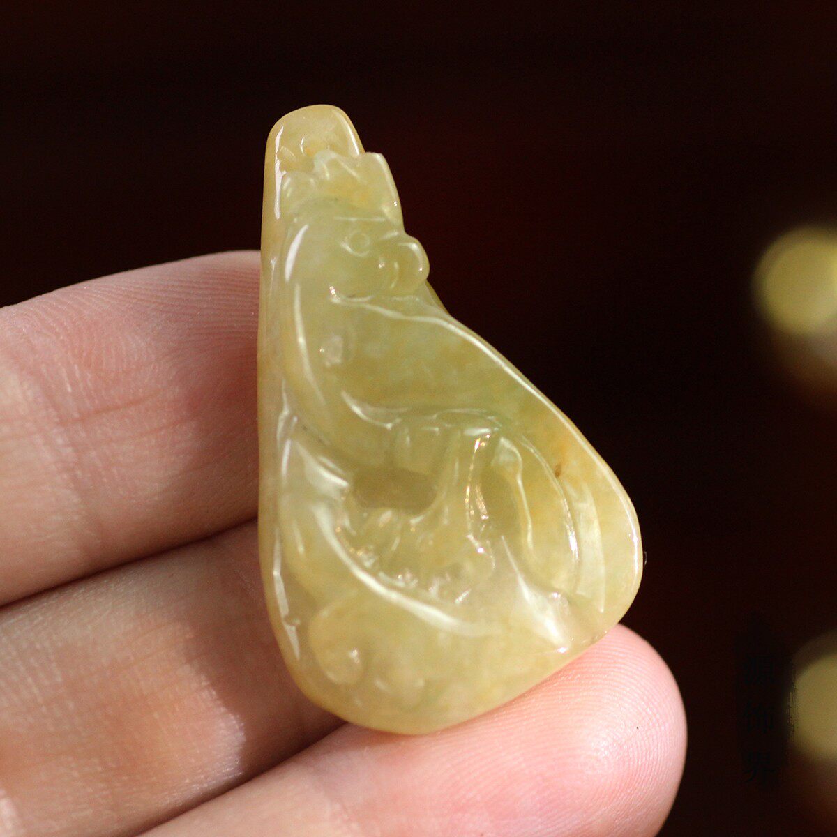 天然玉石缅甸A货黄翡翠细糯种生肖鸡玉佩男女款吉祥挂件吊坠