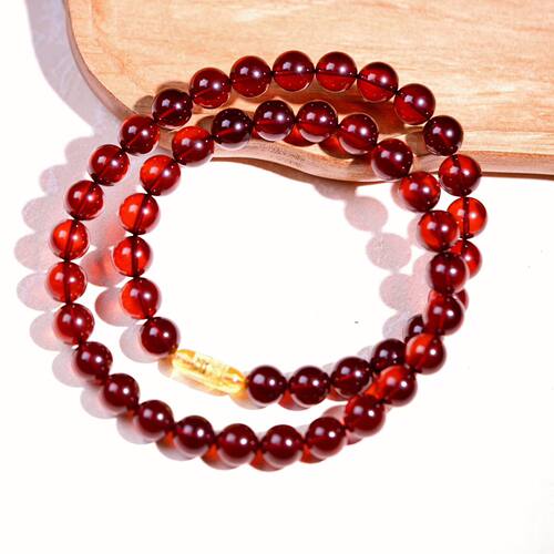 血珀项链妈妈链，无裂无冰，珀体干净透亮，颜色红润