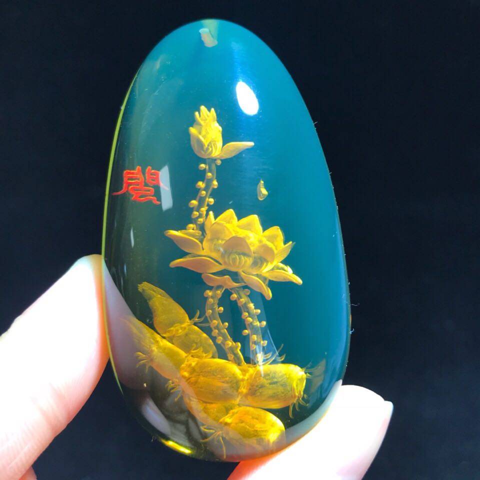 彭赣闽阴雕雕刻件吊坠 一品青莲天然墨西哥蓝珀吊坠琥珀阴雕水滴