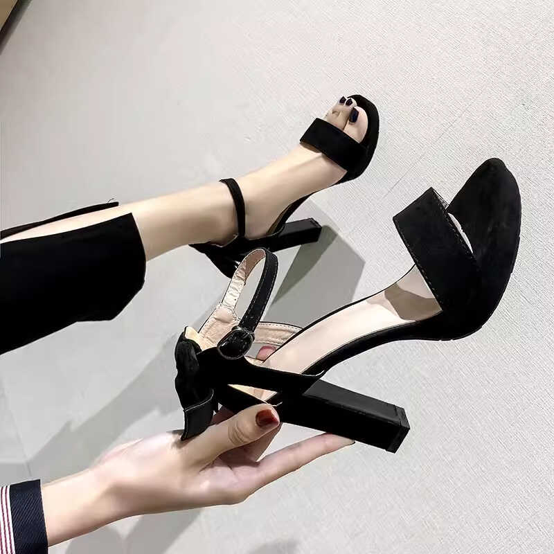 一字扣带粗跟凉鞋女10cm超高跟女鞋后蝴蝶结防水台露趾模特走秀鞋
