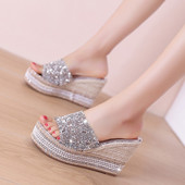 坡跟凉拖女2025年夏松糕厚底防滑外穿水钻网红拖鞋 时尚 百搭一字拖