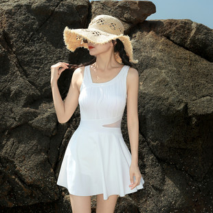 遮肚女士游泳装 高级感2025年新款 连体泡温泉泳衣女款 白色爆款