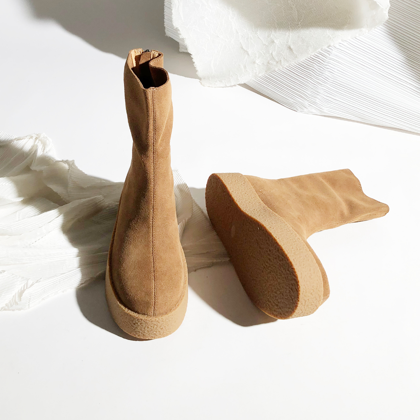 简约圆头短筒后拉链时装靴厚底