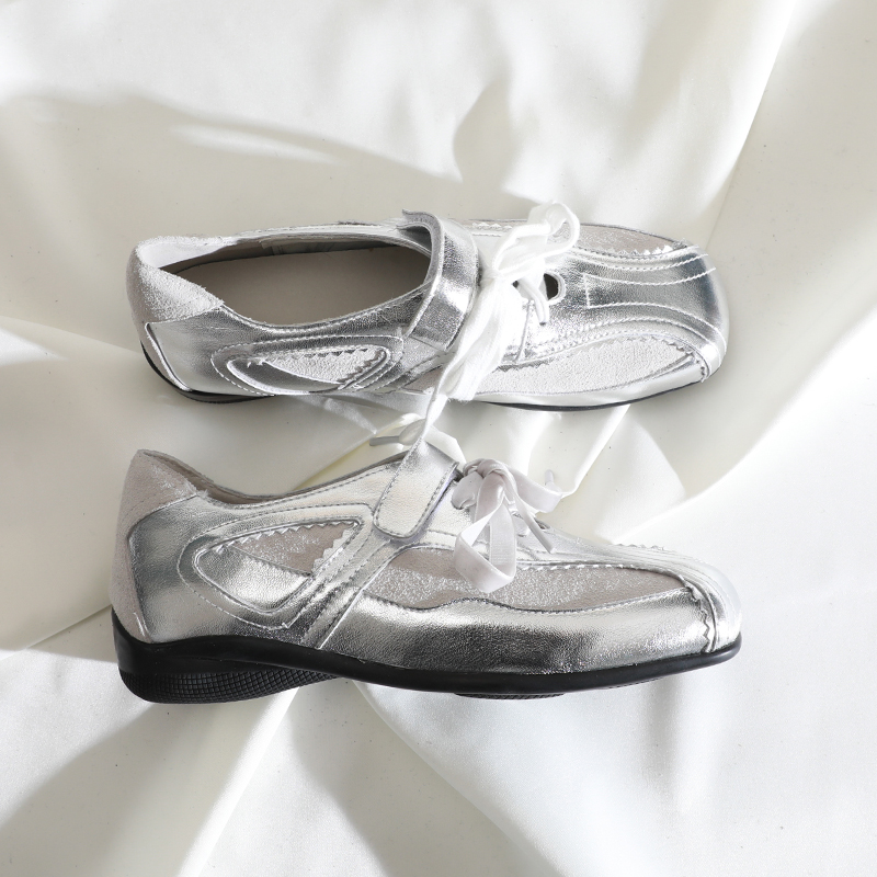 莲花府邸休闲百搭简约德训鞋