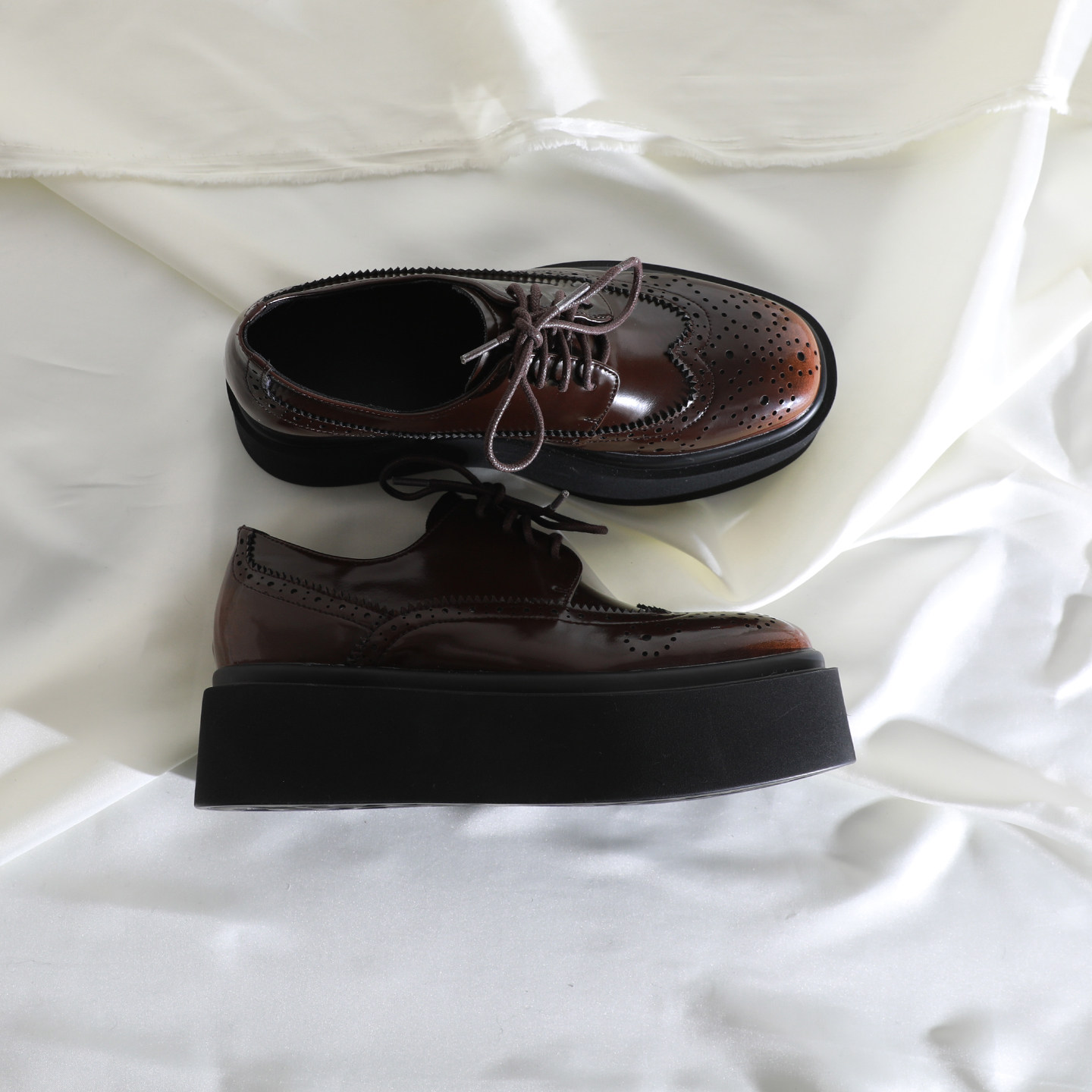 莲花府邸2026春季复古深口鞋系带休闲小皮鞋百搭厚底牛皮女鞋单鞋,女鞋,深口单鞋,淘宝优惠券,粉丝福利购,淘宝优惠卷